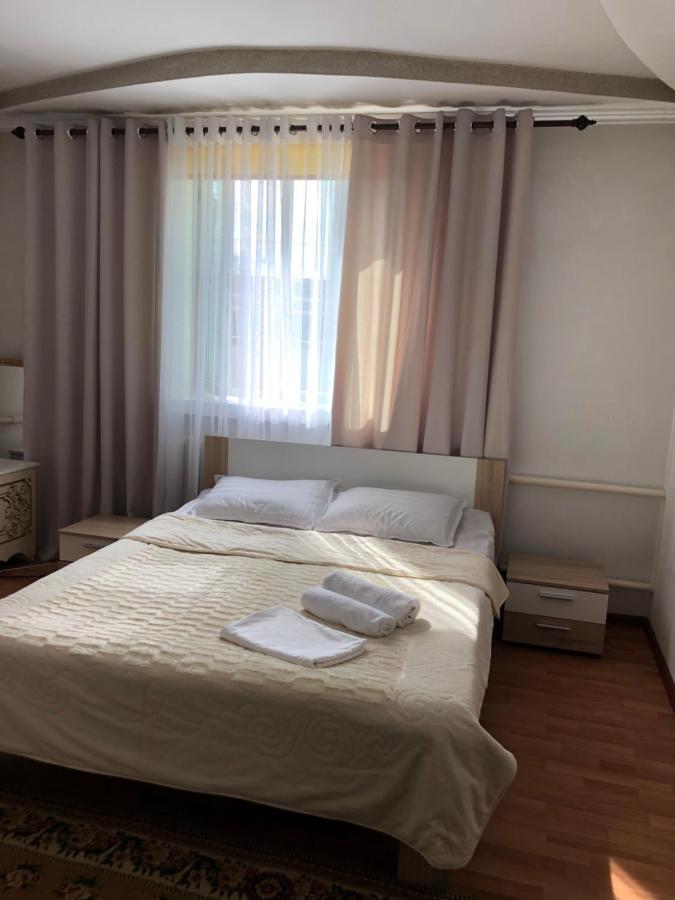 Homestay Jaisel Biskek Kültér fotó
