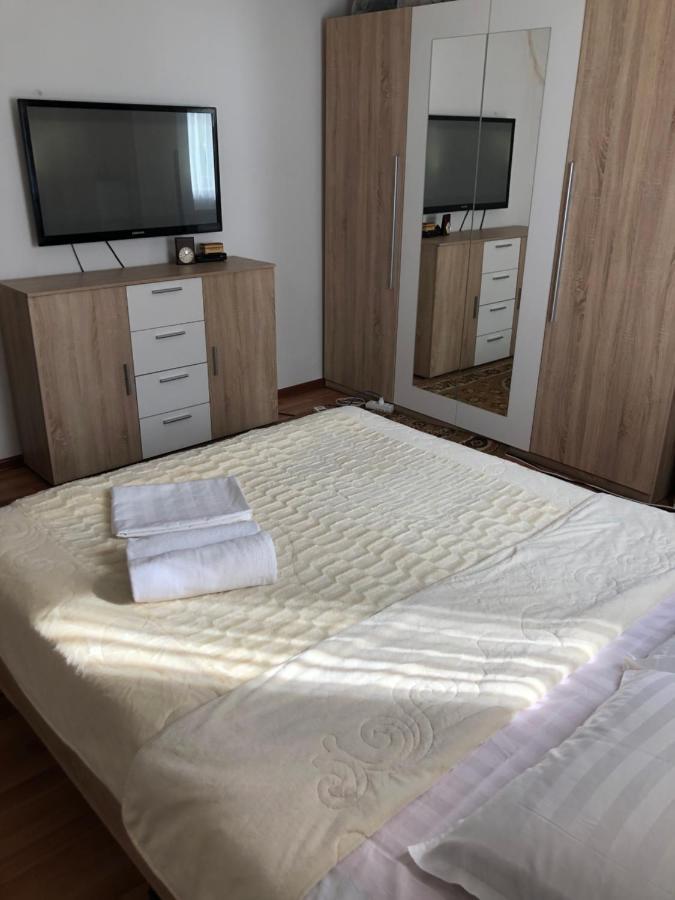 Homestay Jaisel Biskek Kültér fotó