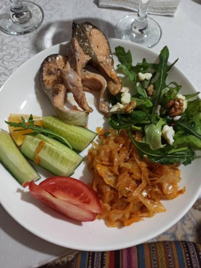 Homestay Jaisel Biskek Kültér fotó